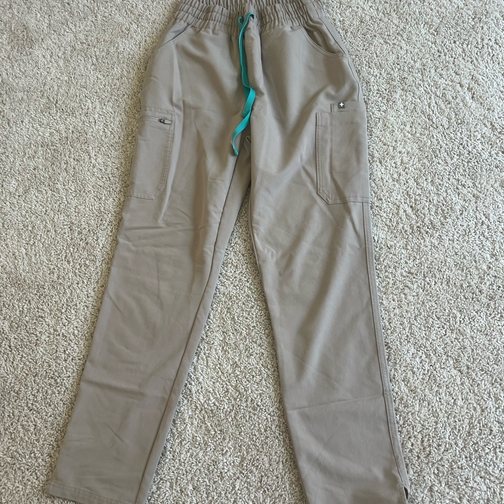 Figs Boulder Scrub pants